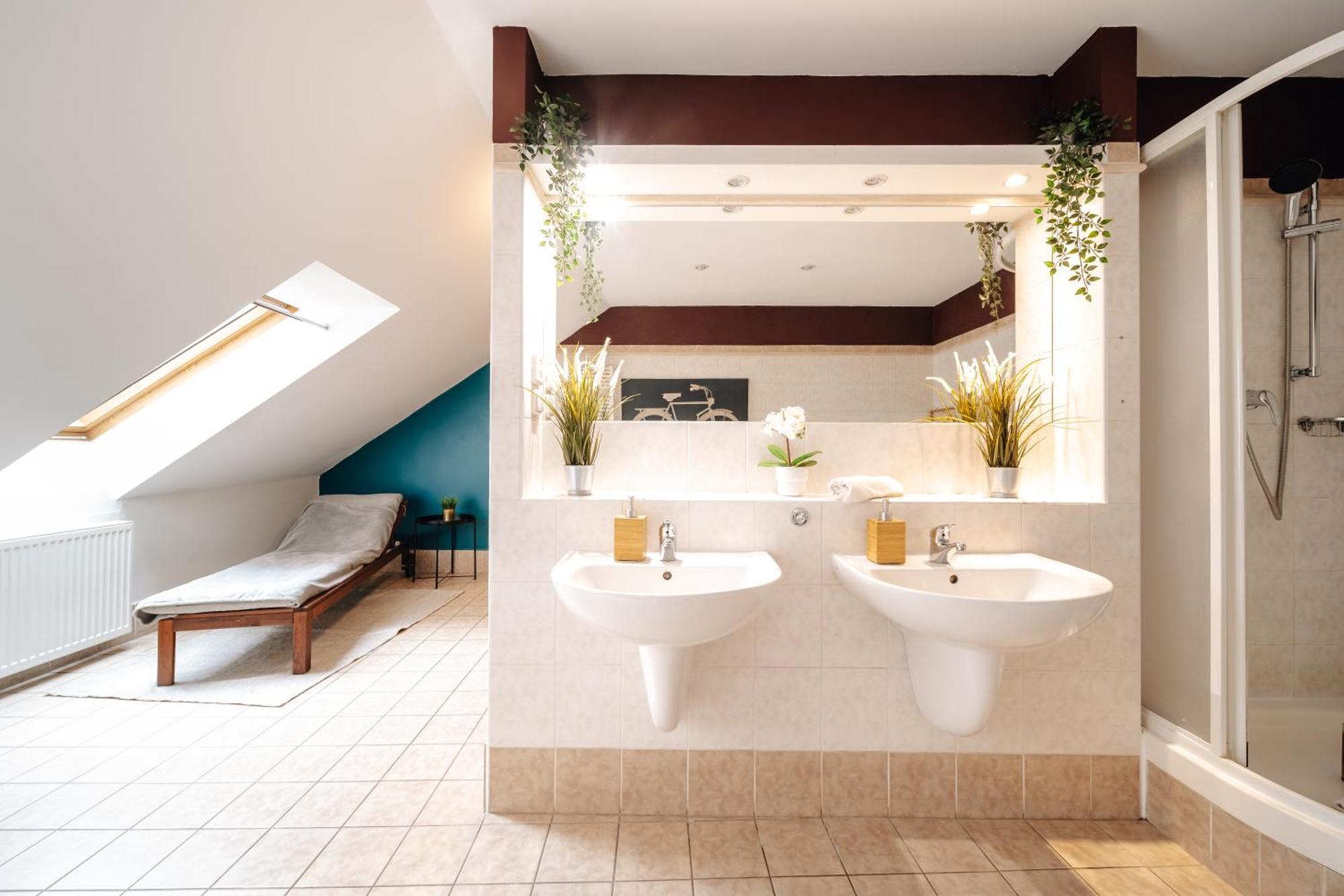 5bd Duplex - Billiard - Cinema - Apartamento Praga